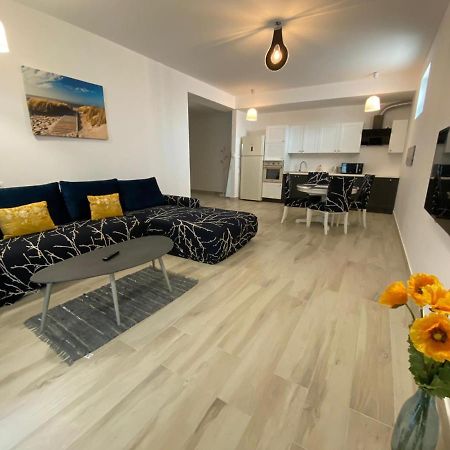 Marina Surf Hotel Năvodari Екстериор снимка
