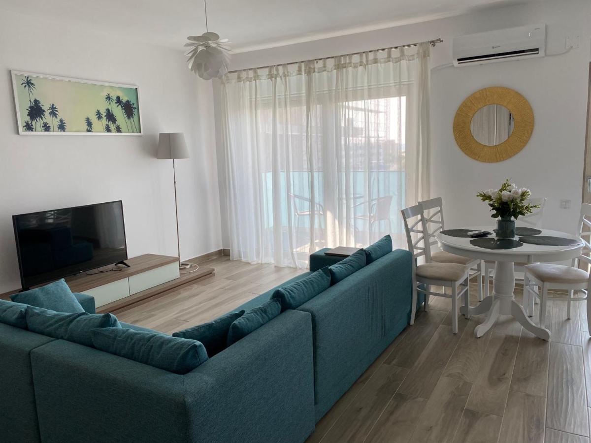 Marina Surf Hotel Năvodari Екстериор снимка