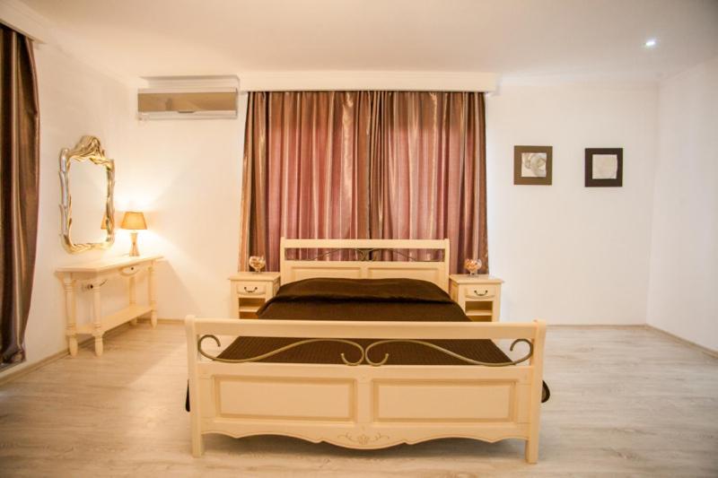 Marina Surf Hotel Năvodari Екстериор снимка